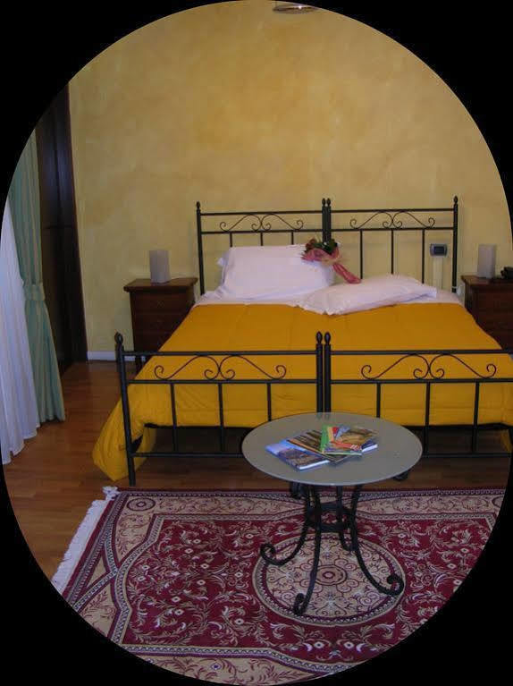 Hotel Monastero Del Lavello Calolziocorte Zewnętrze zdjęcie